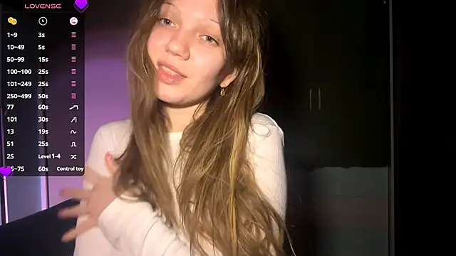 EmiIyKitty online show from 02.14.26