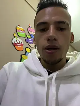 Snapshot of wiland_hot23 chatting on 11.12.25 wiland hot23 online show from 11.12.25