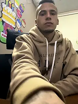 Snapshot of wiland_hot23 chatting on 11.13.25 wiland hot23 online show from 11.13.25