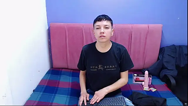 Snapshot of alexmadisoncm101 chatting on 10.08.25 alexmadisoncm101 online show from 10.08.25