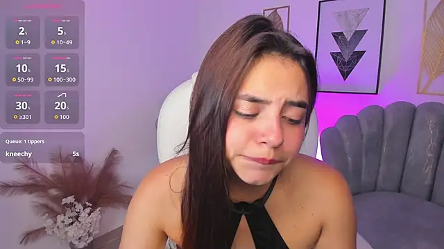 Snapshot of zharaa_fox chatting on 02.03.26 zharaa fox online show from 02.03.26