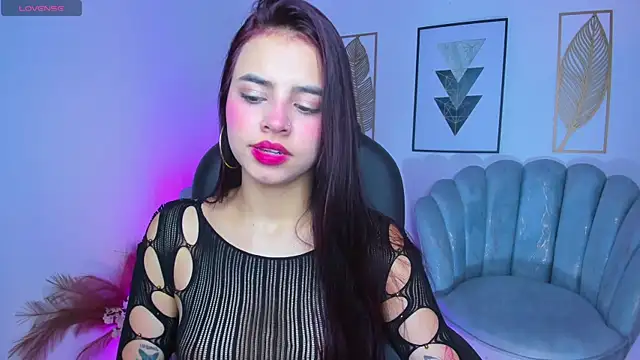 Snapshot of zharaa_fox chatting on 03.01.26 zharaa fox online show from 03.01.26