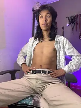 MadamLeRouge online show from 11.11.25