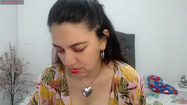 astrolover  online show from 10.30.25