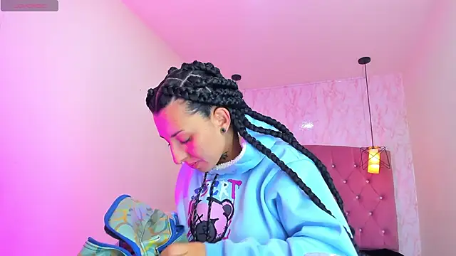 Iris  77 online show from 11.27.25