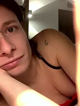 GoldenPussy1329 online show from 01.15.26