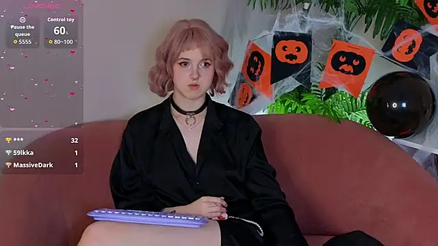 luna son online show from 10.20.25