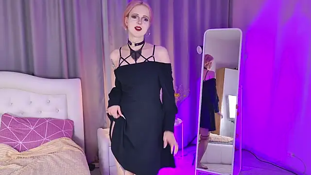 luna son online show from 11.15.25