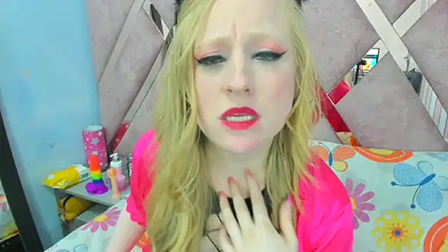 AliceCat 01 online show from 11.12.25