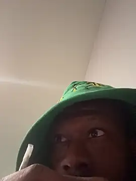 Snapshot of Brooklynboi478 chatting on 05.13.26 Brooklynboi478 online show from 05.13.26