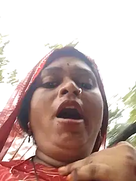 Snapshot of Na_shreya chatting on 10.08.25 Na shreya online show from 10.08.25