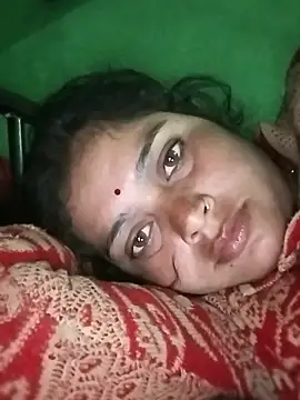 Snapshot of Na_shreya chatting on 11.17.25 Na shreya online show from 11.17.25