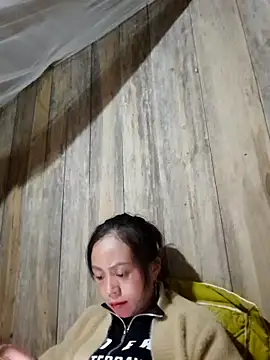 Tuyet xx online show from 10.26.25