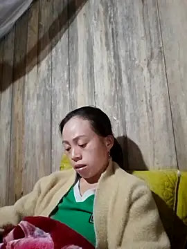 Tuyet xx online show from 12.03.25