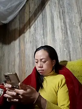 Tuyet xx online show from 12.04.25