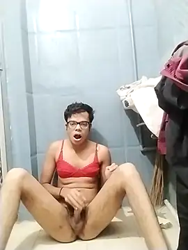 sexybobby13 online show from 11.24.25