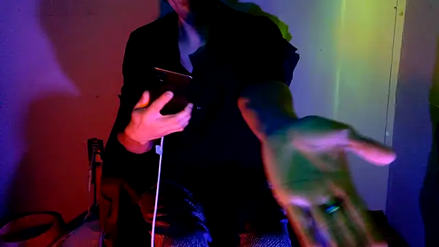 Snapshot of highinhtxx chatting on 11.09.25 highinhtxx online show from 11.09.25