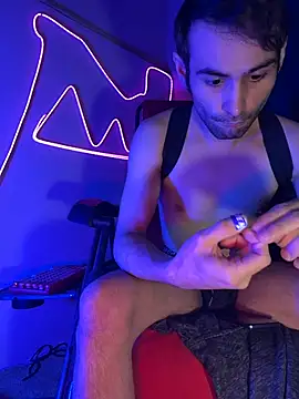 Snapshot of highinhtxx chatting on 12.01.25 highinhtxx online show from 12.01.25