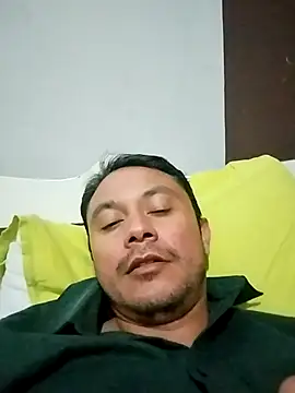 Ricuss9 online show from 10.05.25