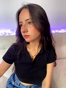 Amy-Bun online show from 10.14.25