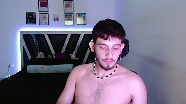 Sebasxxl12 online show from 12.22.25