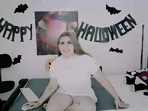 Aisha-Smith69 online show from 10.27.25