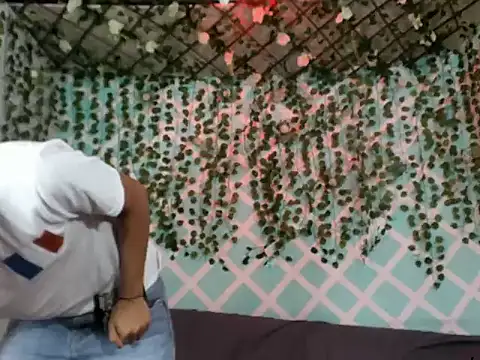 Snapshot of nexusboyhot chatting on 10.11.25 nexusboyhot online show from 10.11.25