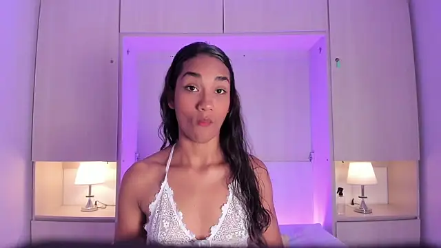 Snapshot of AnahiCollins chatting on 02.22.26 AnahiCollins online show from 02.22.26