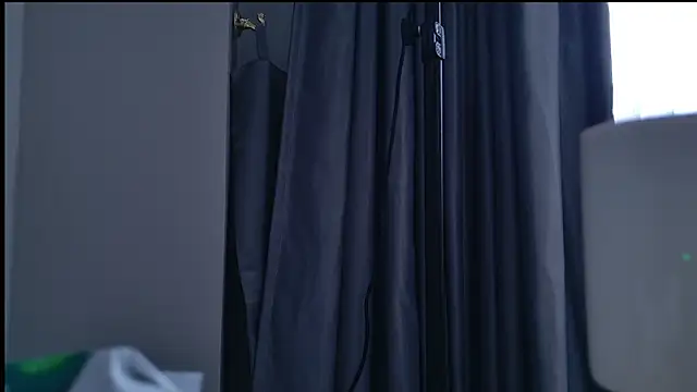 Milana De online show from 11.03.25