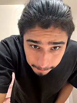 Snapshot of Carmeldrop chatting on 10.30.25 Carmeldrop online show from 10.30.25