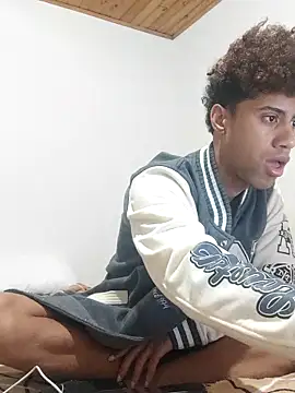 Snapshot of The_boy_good chatting on 12.16.25 The boy good online show from 12.16.25