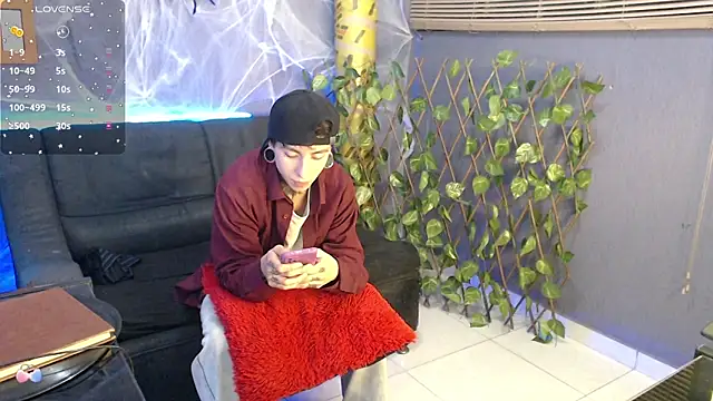 Kuregari xs online show from 10.24.25