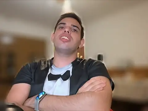 Snapshot of _Djonson_ chatting on 09.28.25 Djonson online show from 09.28.25