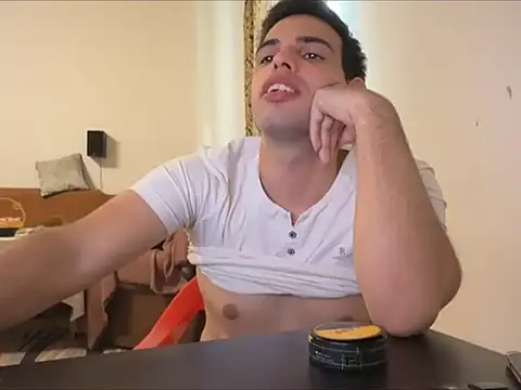 Snapshot of _Djonson_ chatting on 09.30.25 Djonson online show from 09.30.25