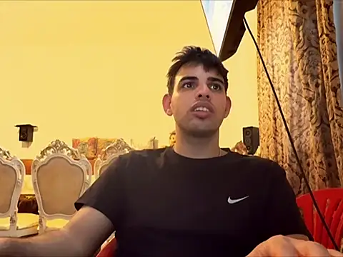 Snapshot of _Djonson_ chatting on 12.17.25 Djonson online show from 12.17.25