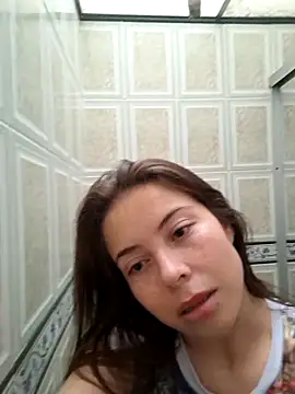 EmmaValencia  online show from 10.29.25