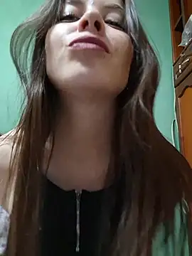 EmmaValencia  online show from 11.28.25