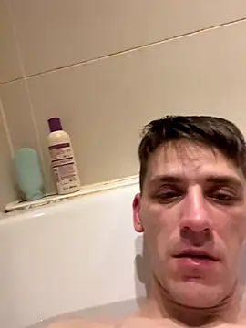 Snapshot of UnitedMap1 chatting on 12.16.25 UnitedMap1 online show from 12.16.25