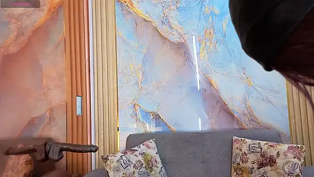 Nahomy Smiths aws online show from 11.07.25