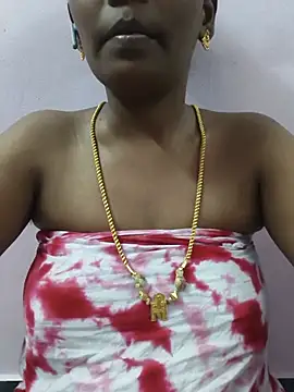 Snapshot of Tamil_Monika chatting on 06.12.26 Tamil Monika online show from 06.12.26