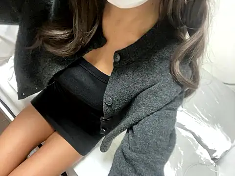 Snapshot of Toriyufu chatting on 12.03.25 Toriyufu online show from 12.03.25