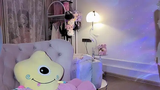 Snapshot of Titi-175 chatting on 11.03.25 Titi-175 online show from 11.03.25