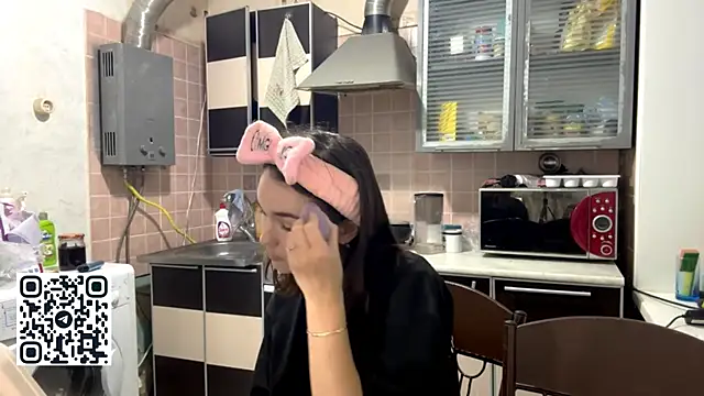 Snapshot of JaneFosterxx chatting on 11.21.25 JaneFosterxx online show from 11.21.25