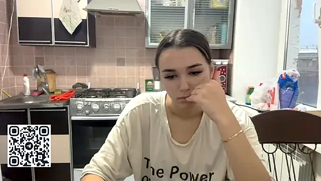 Snapshot of JaneFosterxx chatting on 11.25.25 JaneFosterxx online show from 11.25.25