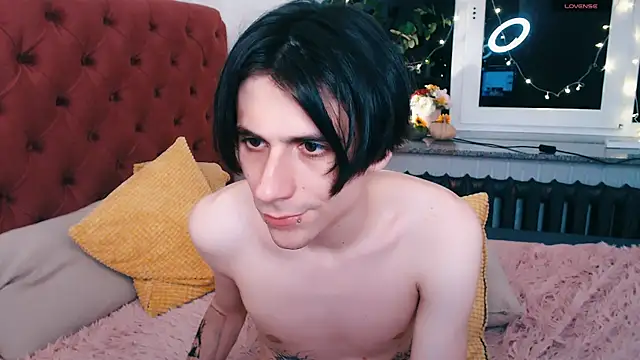 Ellis Rin online show from 11.24.25