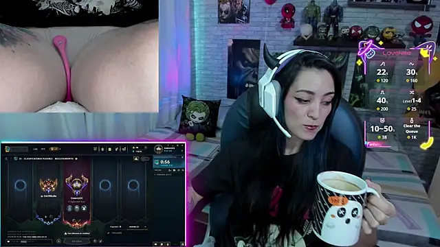 Snapshot of Gomorygg chatting on 10.27.25 Gomorygg online show from 10.27.25