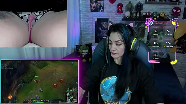 Snapshot of Gomorygg chatting on 10.30.25 Gomorygg online show from 10.30.25