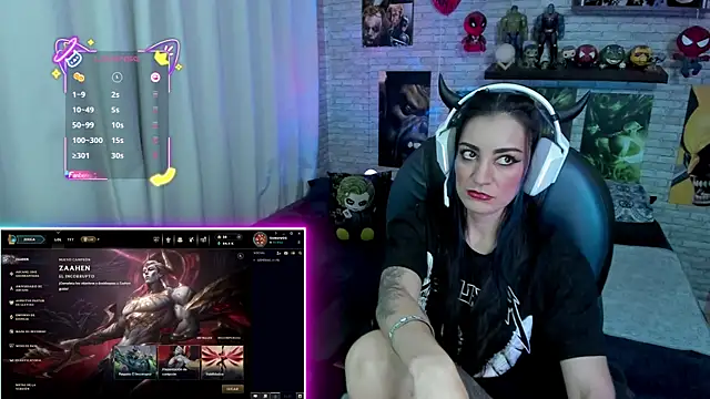 Snapshot of Gomorygg chatting on 12.01.25 Gomorygg online show from 12.01.25