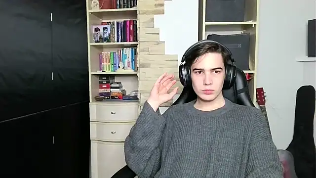 Snapshot of _Chris_Next_Door_ chatting on 10.30.25  Chris Next Door  online show from 10.30.25