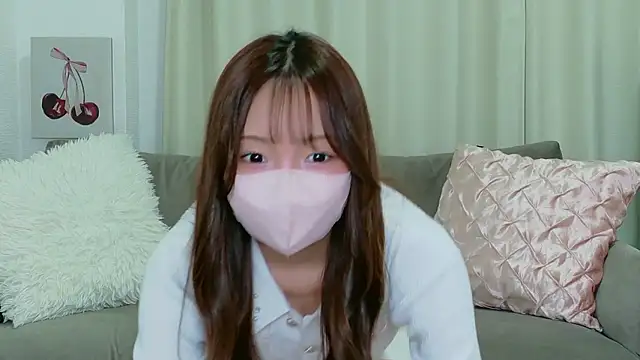 Snapshot of Seira__nn chatting on 11.15.25 Seira nn online show from 11.15.25